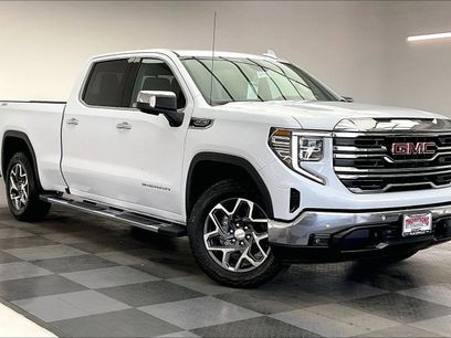 New 2026 GMC Sierra 1500 SLT w/ SLT Premium Plus Package