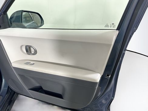 Used 2024 Hyundai Ioniq 5 SEL RWD image 32