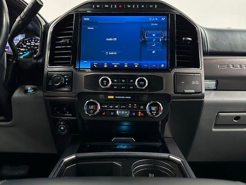 Used 2022 Ford F350 Limited AWD/4WD image 25