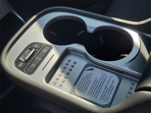 New 2026 Hyundai Ioniq 9 SE image 12