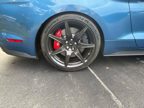 Used 2020 Ford Mustang Shelby GT500 w/ Carbon Fiber Track Pack image 22