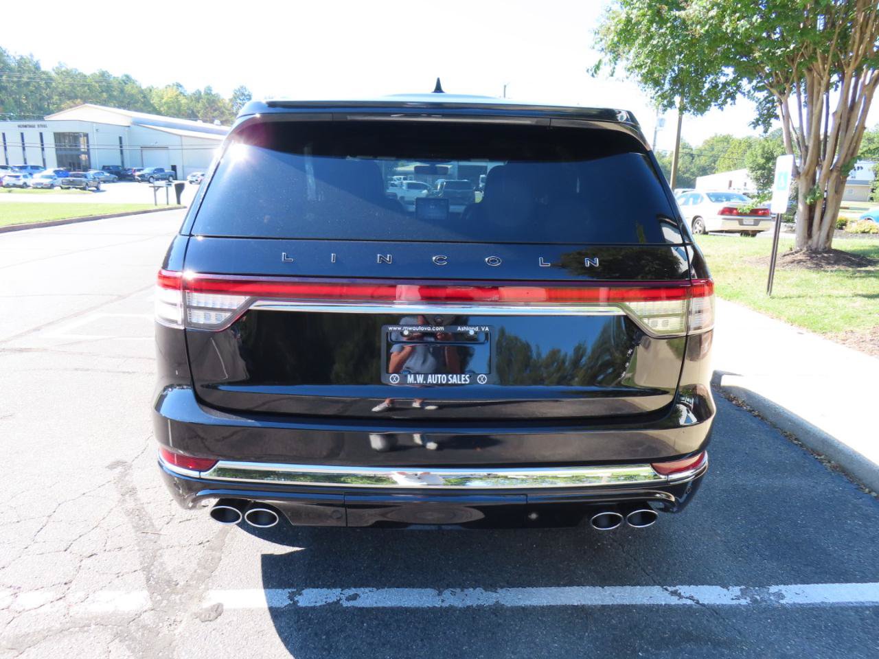 Used 2022 Lincoln Aviator Black Label w/ Dynamic Handling Package AWD/4WD image 6