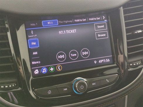 Certified 2022 Chevrolet Trax LT w/ LT Convenience Package image 13