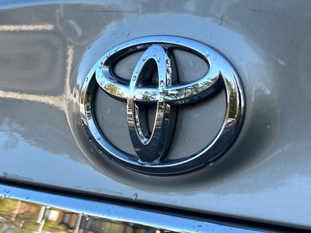 Used 2014 Toyota Avalon XLE Touring FWD image 13