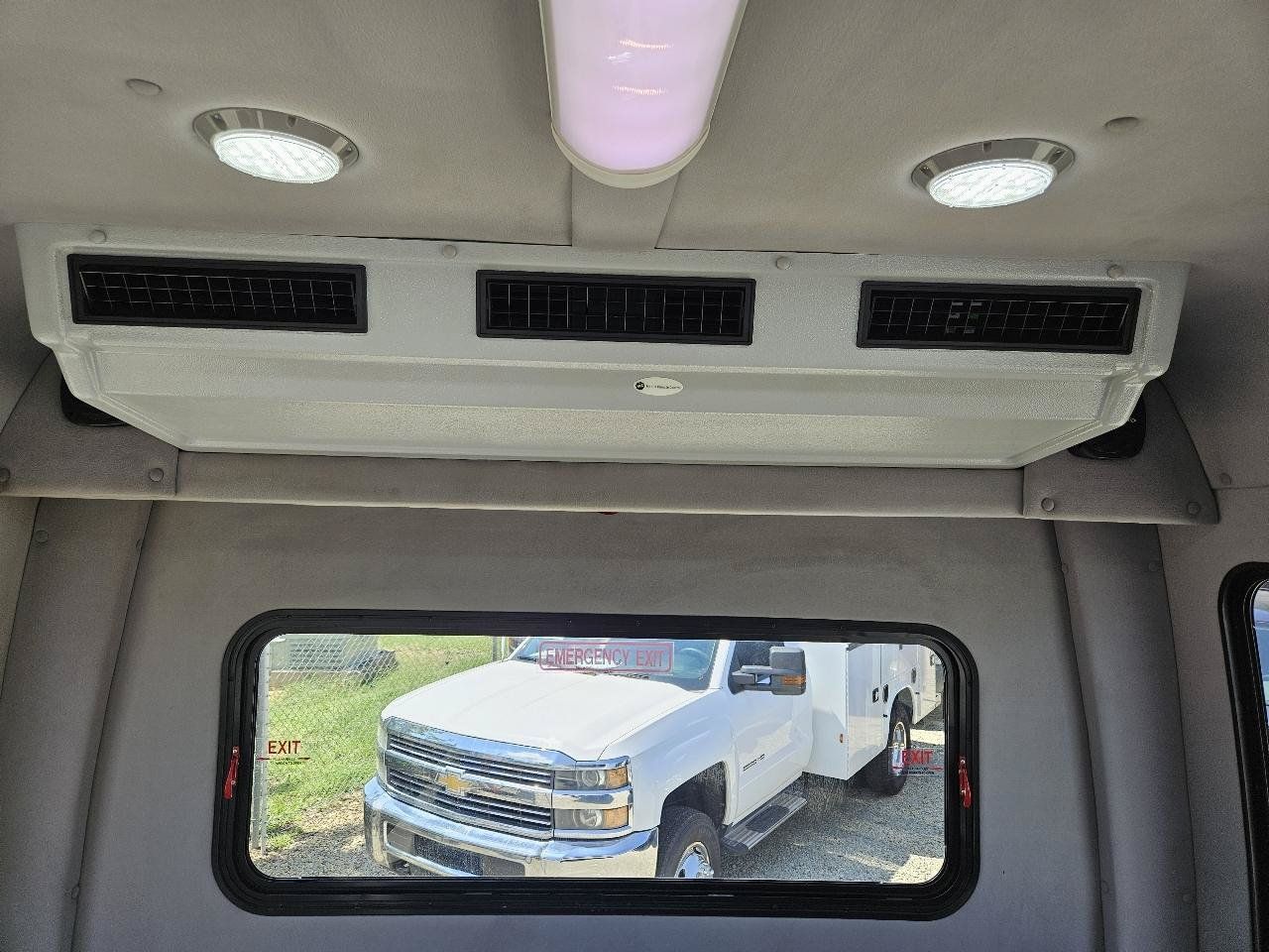 Used 2012 Ford F450 XL w/ PWR Equipment Group RWD image 28