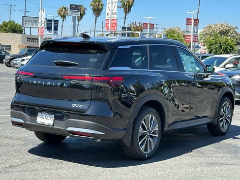 New 2027 INFINITI QX60 Luxe w/ Family Package FWD image 7