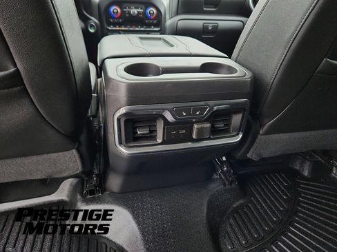 Used 2019 Chevrolet Silverado 1500 LTZ w/ LTZ Premium Package AWD/4WD image 30