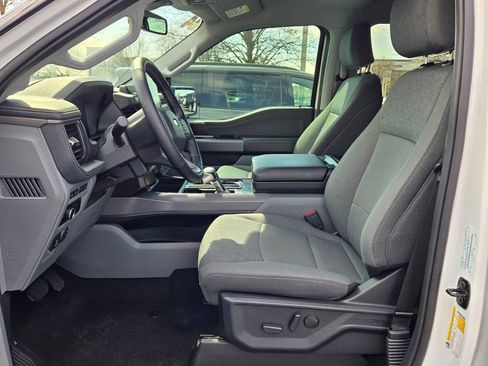 Used 2024 Ford F150 Lightning Flash image 21