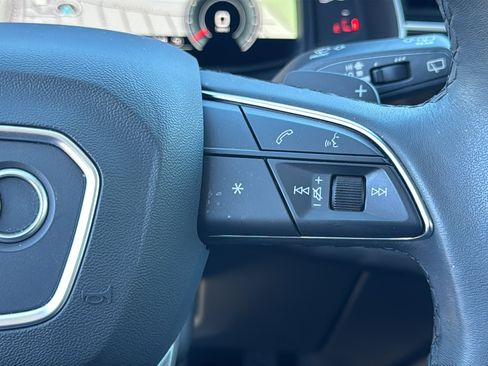 Used 2023 Audi Q7 2.0T Premium Plus image 25