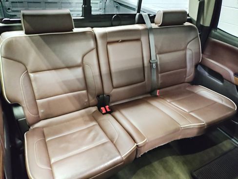 Used 2015 Chevrolet Silverado 1500 High Country image 11