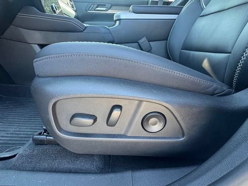Used 2026 GMC Terrain Denali AWD/4WD image 18
