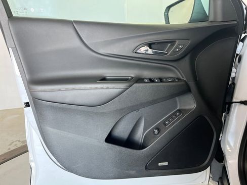 Used 2023 Chevrolet Equinox Premier AWD/4WD image 27