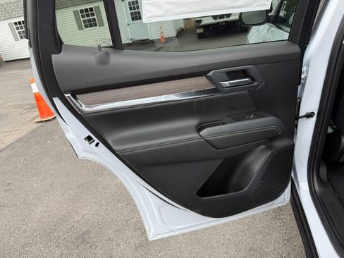 New 2026 GMC Terrain Denali image 18