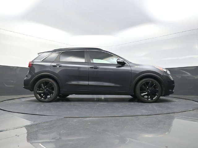 Used 2018 Kia Niro EX w/ EX Touring Graphite Edition FWD image 38