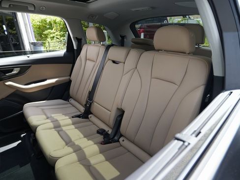 Used 2023 Audi Q7 2.0T Premium Plus image 24