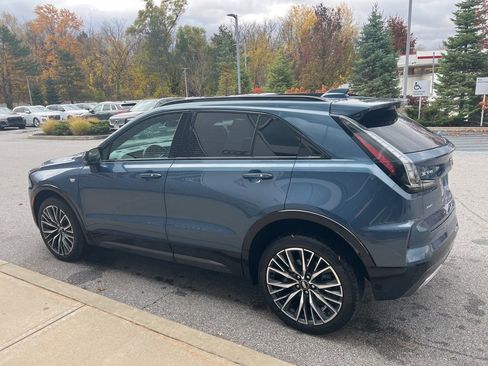 Used 2025 Cadillac XT4 Sport image 40