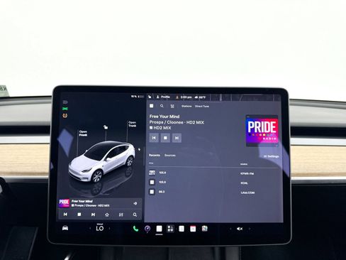 Used 2022 Tesla Model Y Long Range AWD/4WD image 21