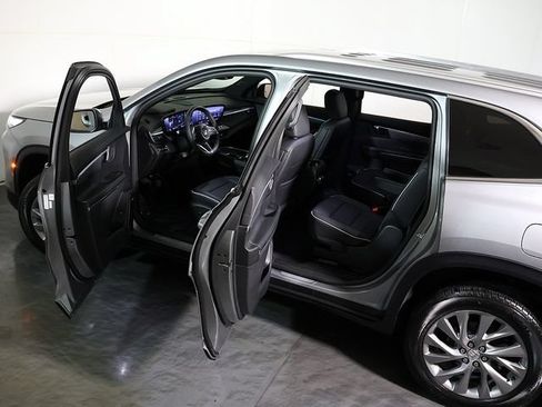 Used 2026 Buick Enclave Preferred FWD image 5