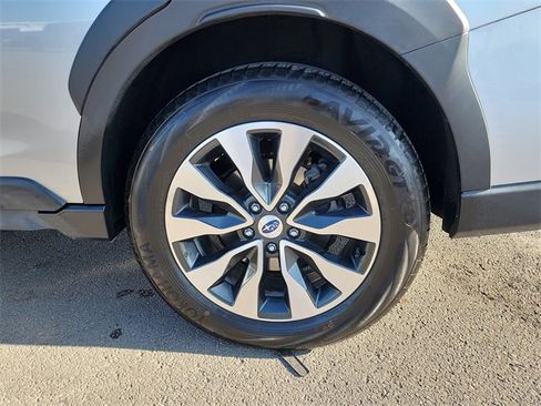 Certified 2023 Subaru Outback Limited XT image 31