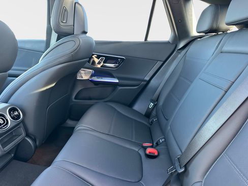 New 2026 Mercedes-Benz GLC 300 image 13