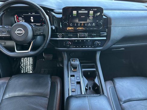 Certified 2024 Nissan Pathfinder Platinum w/ Cargo Package FWD image 16