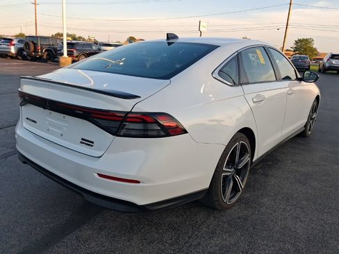 Used 2023 Honda Accord Sport image 5