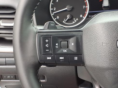 Used 2026 Nissan Rogue SV w/ Cold Weather Package AWD/4WD image 15