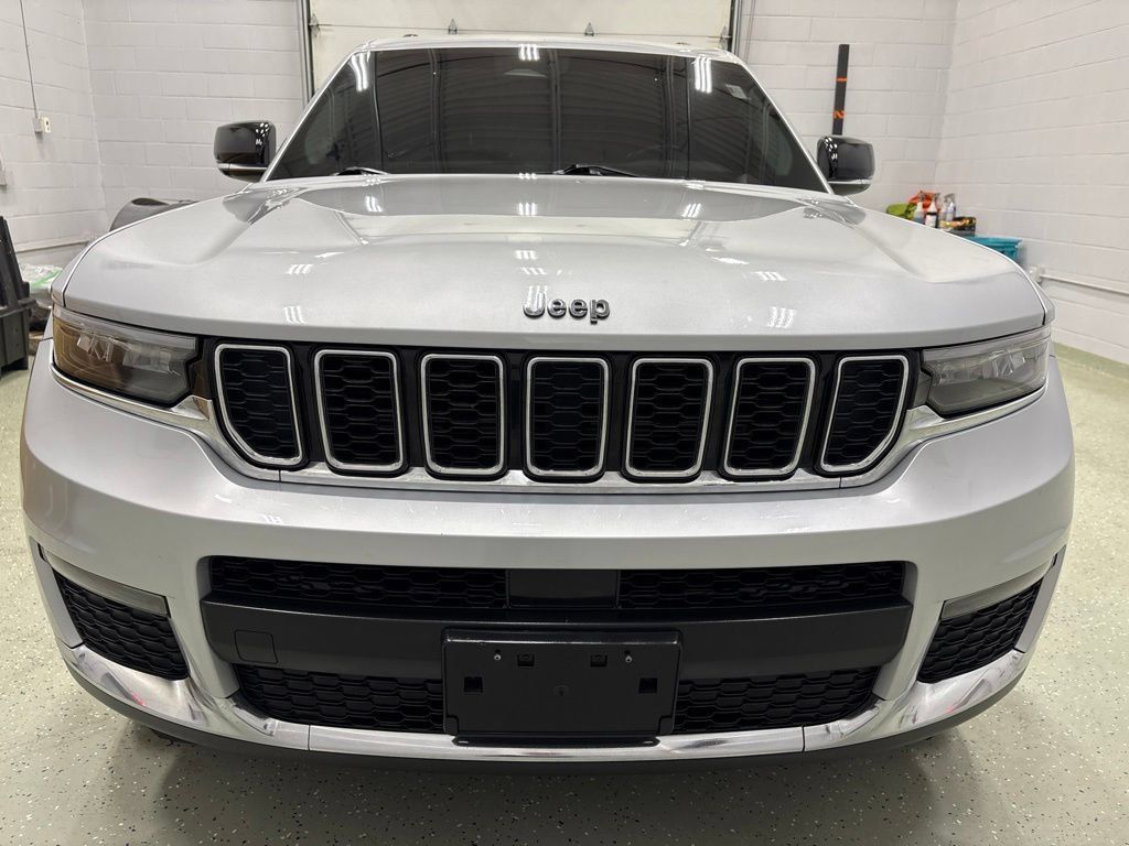 Used 2021 Jeep Grand Cherokee L Limited AWD/4WD image 9