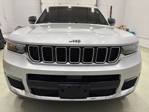 Used 2021 Jeep Grand Cherokee L Limited AWD/4WD image 9