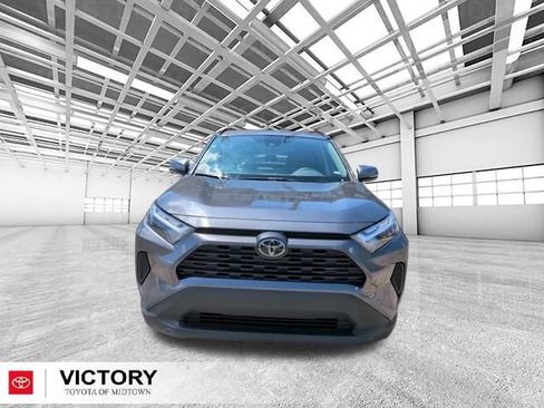 Used 2025 Toyota RAV4 XLE FWD image 10