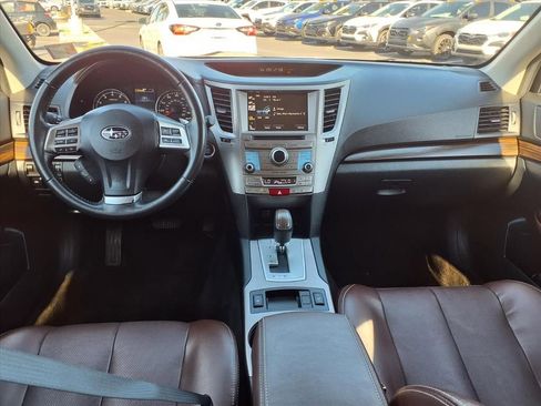 Used 2014 Subaru Outback 2.5i Limited image 2