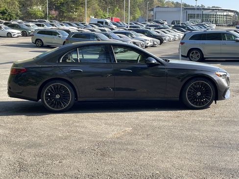 New 2026 Mercedes-Benz E 350 4MATIC Sedan image 5