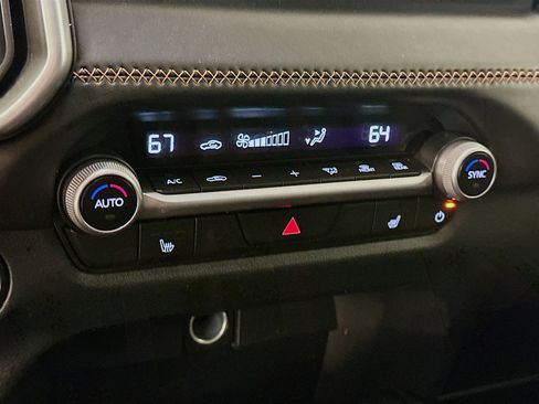 Used 2025 MAZDA CX-50 AWD 2.5 Hybrid w/ Premium Pkg image 24