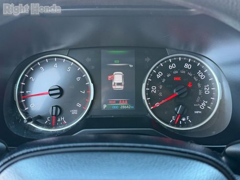 Used 2021 Toyota RAV4 LE w/ Carpet Mat Package (TMS) image 34