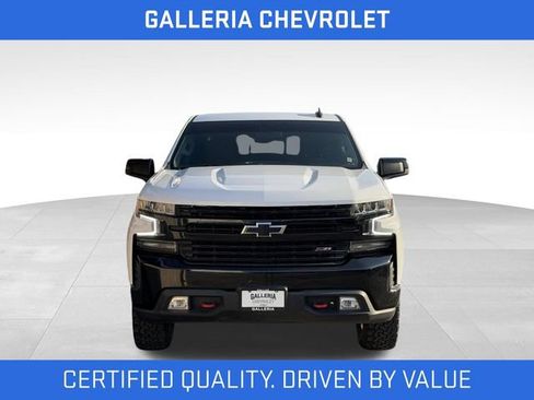 Used 2021 Chevrolet Silverado 1500 LT Trail Boss w/ Convenience Package II AWD/4WD image 3