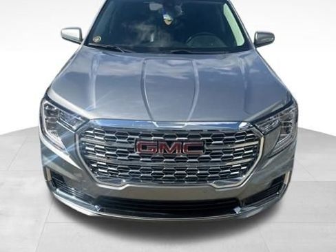 Used 2023 GMC Terrain Denali AWD/4WD image 2