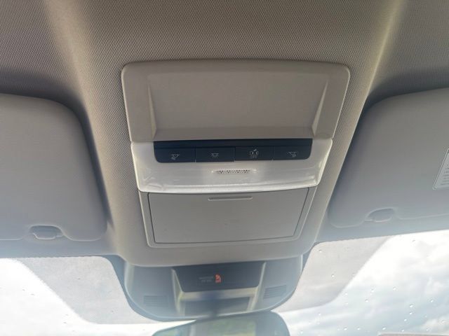 Used 2024 Nissan Rogue S FWD image 20