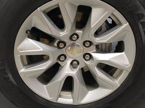 Used 2022 Chevrolet Silverado 1500 Custom RWD image 31
