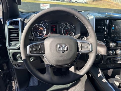 New 2026 RAM 1500 4x4 Crew Cab image 30