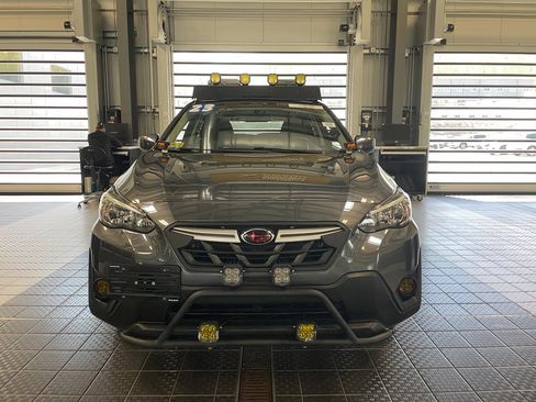 Used 2023 Subaru Crosstrek 2.0i Premium AWD/4WD image 2