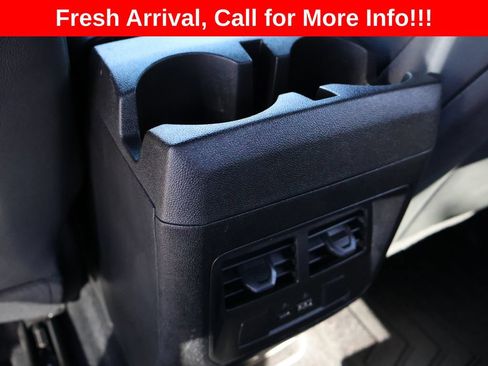 Certified 2023 GMC Canyon AT4 w/ AT4 Premium Package AWD/4WD image 11