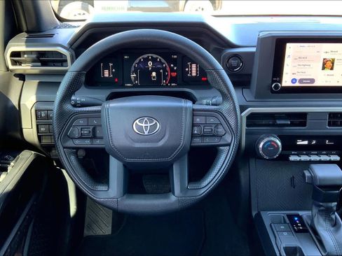Used 2025 Toyota Tacoma SR image 6