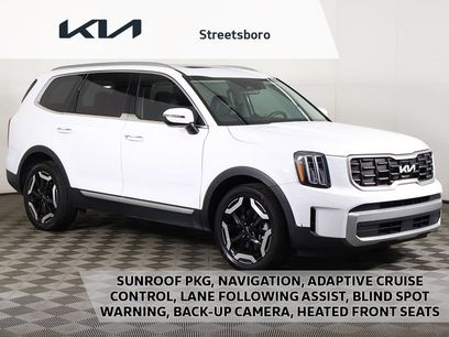 Used 2024 Kia Telluride S w/ S Sunroof Package