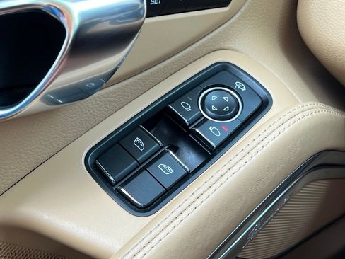 Used 2013 Porsche 911 Carrera 4S AWD/4WD image 32
