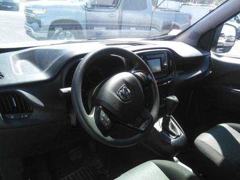 Used 2022 RAM ProMaster City Tradesman FWD image 10
