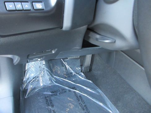 Used 2024 Lexus UX 250h FWD image 29