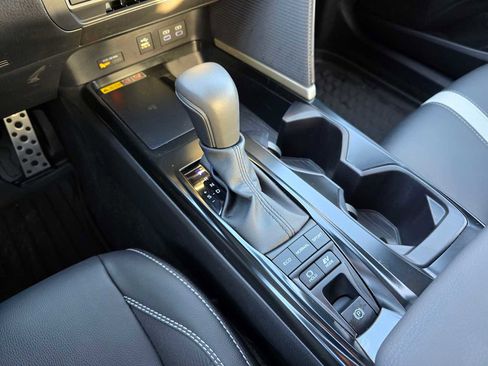 Certified 2025 Toyota Camry SE image 37