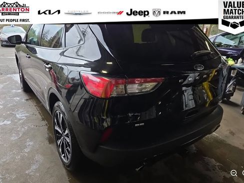 Used 2021 Ford Escape SE w/ SE Sport Appearance Package AWD/4WD image 7
