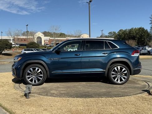 Used 2021 Volkswagen Atlas Cross Sport SEL Premium image 4