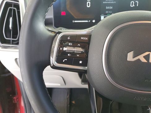 Certified 2025 Kia Sorento S image 25